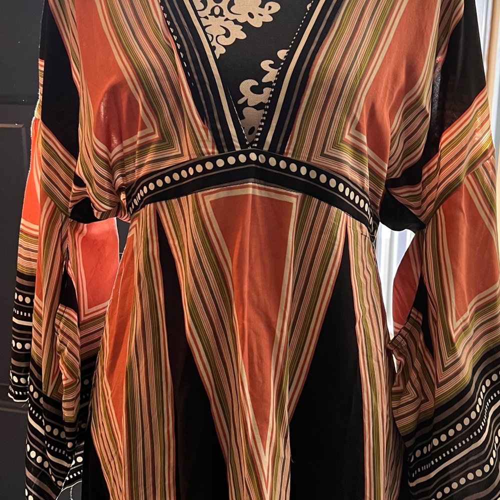 High waist, open back with kimono sleeve